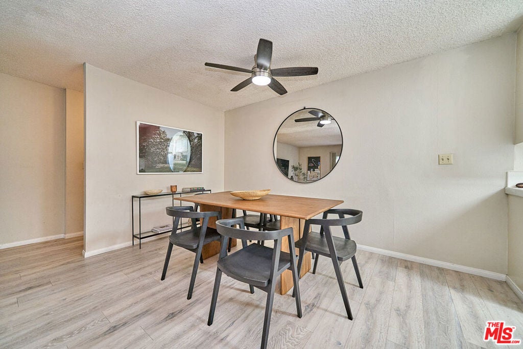 5437 Corteen Place 212