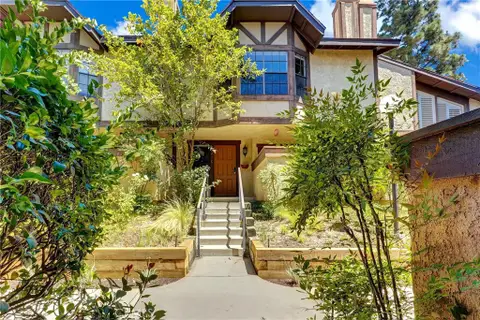 MLS: SR26153628