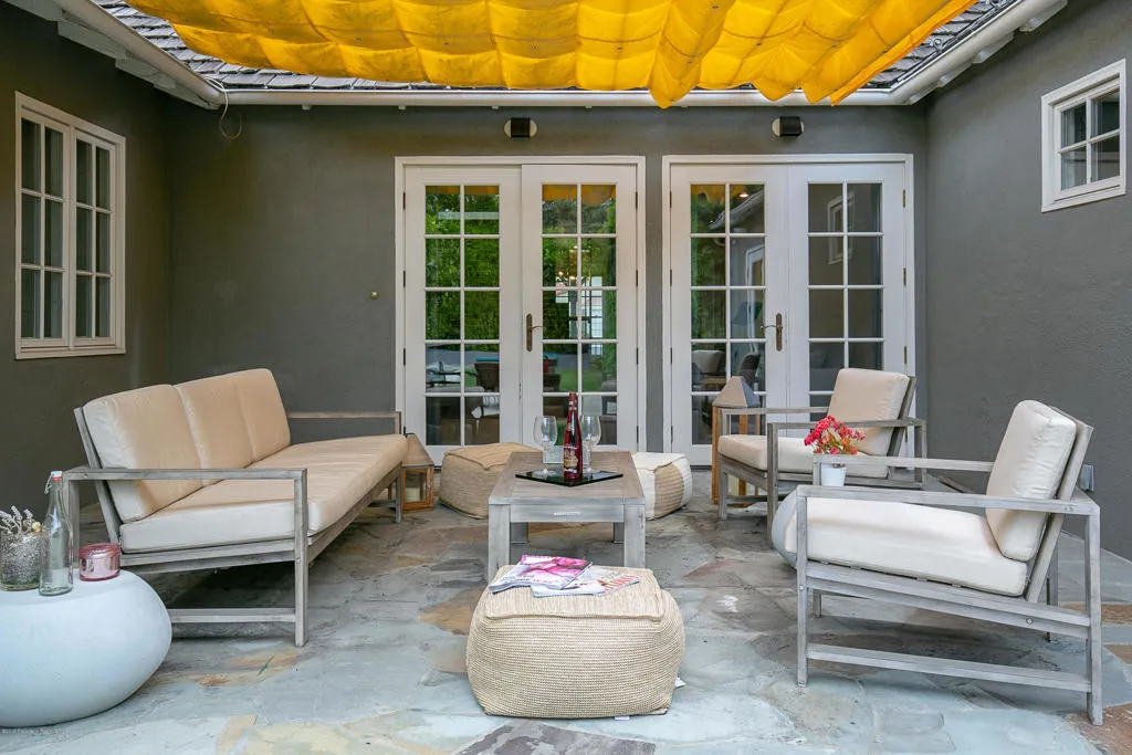 San Marino, California 91108, United States, 4 Bedrooms Bedrooms, ,3 BathroomsBathrooms,Residential,Active,229995