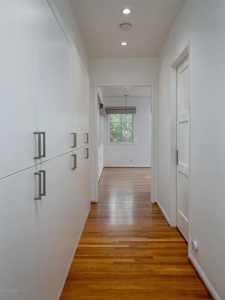 San Marino, California 91108, United States, 4 Bedrooms Bedrooms, ,3 BathroomsBathrooms,Residential,Active,229995