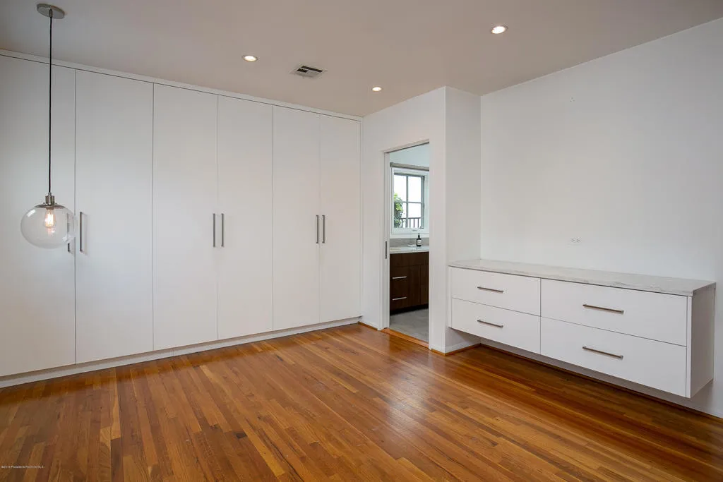 San Marino, California 91108, United States, 4 Bedrooms Bedrooms, ,3 BathroomsBathrooms,Residential,Active,229995