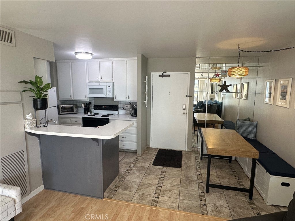 1750 E Ocean 503