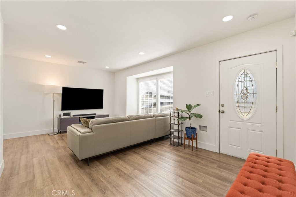 6067 Jaymills Avenue