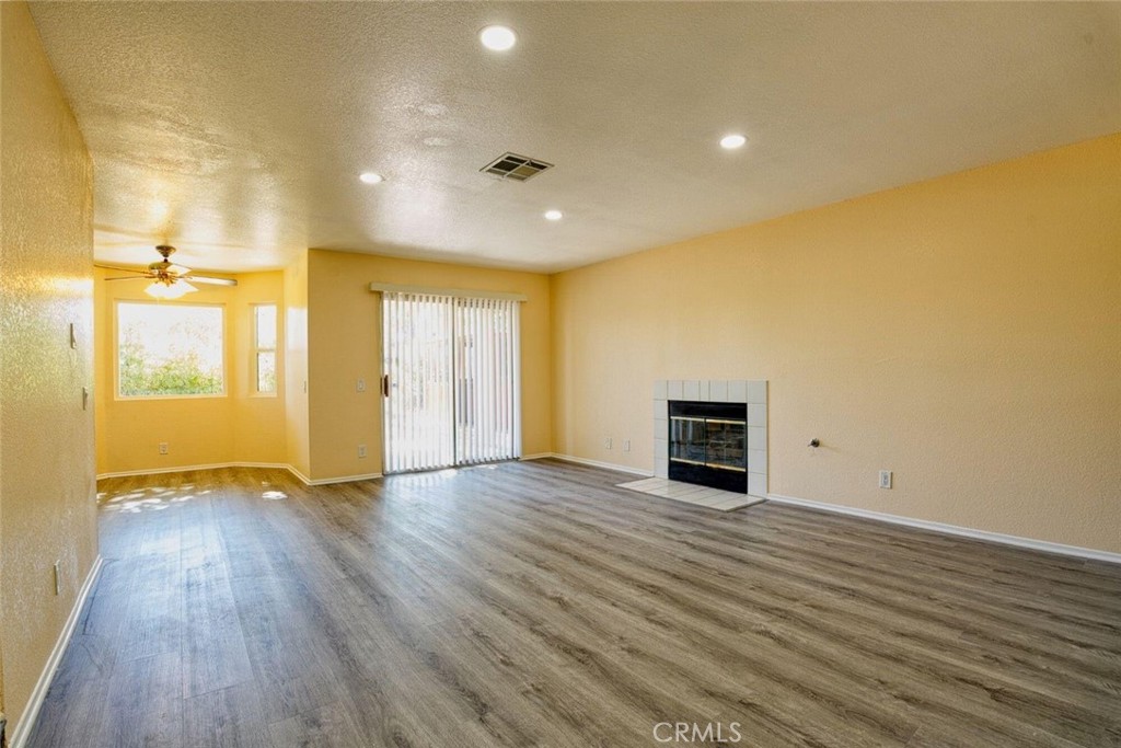 43954 Blue Sky Court