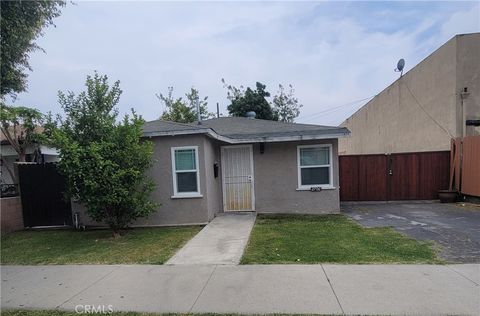 2706 E 57th Street Long Beach CA 90805