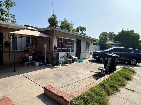 Photo of 10711 Brockway AVE, El Monte, CA 91731 (MLS # TR26114534)