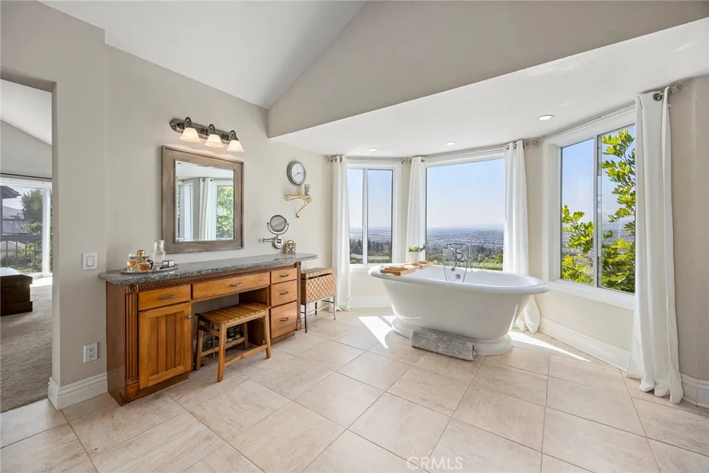 Anaheim Hills, California 92808, United States, 5 Bedrooms Bedrooms, ,4 BathroomsBathrooms,Residential,Active,149851