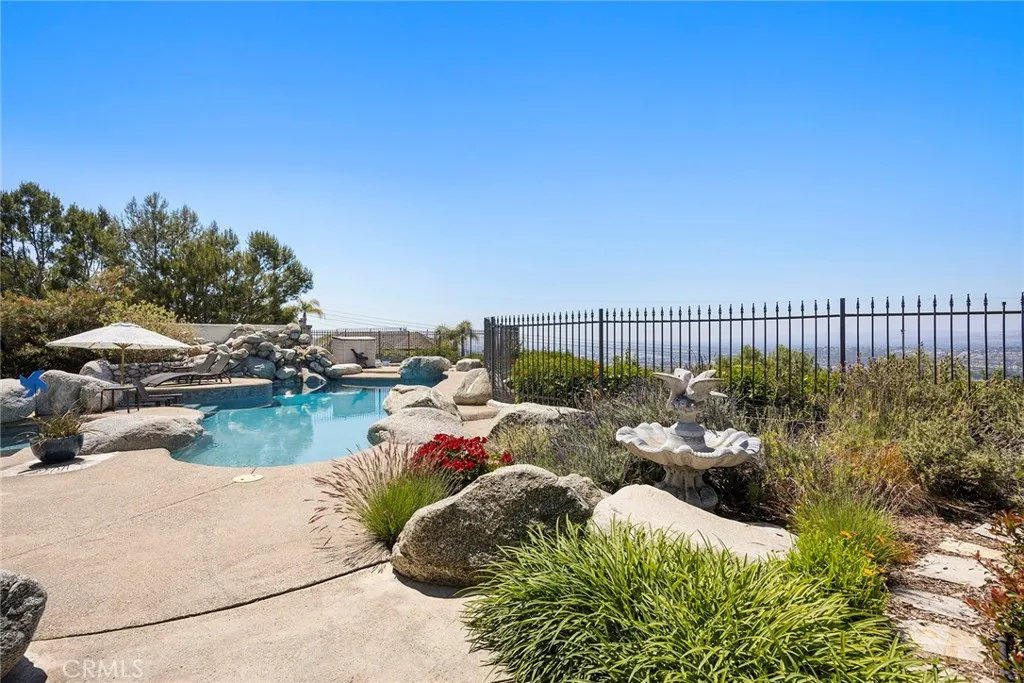 Anaheim Hills, California 92808, United States, 5 Bedrooms Bedrooms, ,4 BathroomsBathrooms,Residential,Active,149851