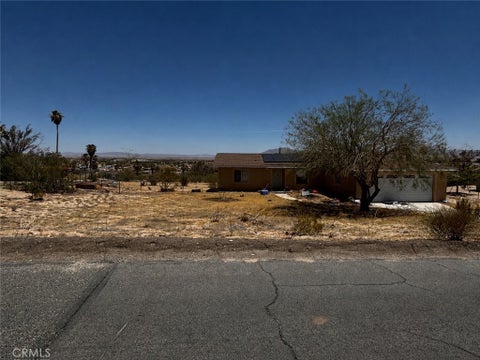 Photo of 73816 Playa Vista DR, 29 Palms, CA 92277 (MLS # CV26134289)