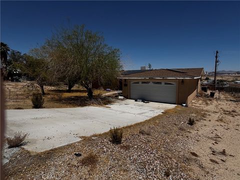 Photo of 73816 Playa Vista DR, 29 Palms, CA 92277 (MLS # CV26134289)
