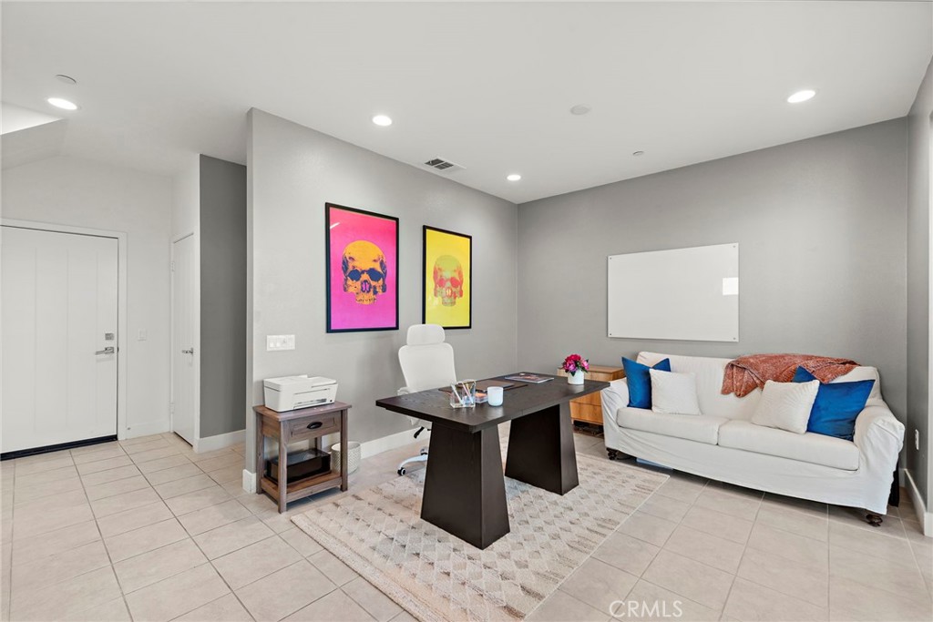 645 W 17th Street