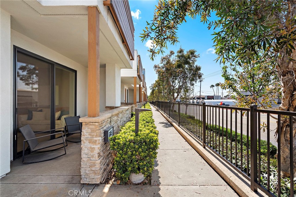 645 W 17th Street