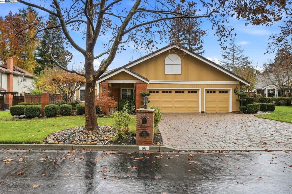 OAKRIDGE - Residential