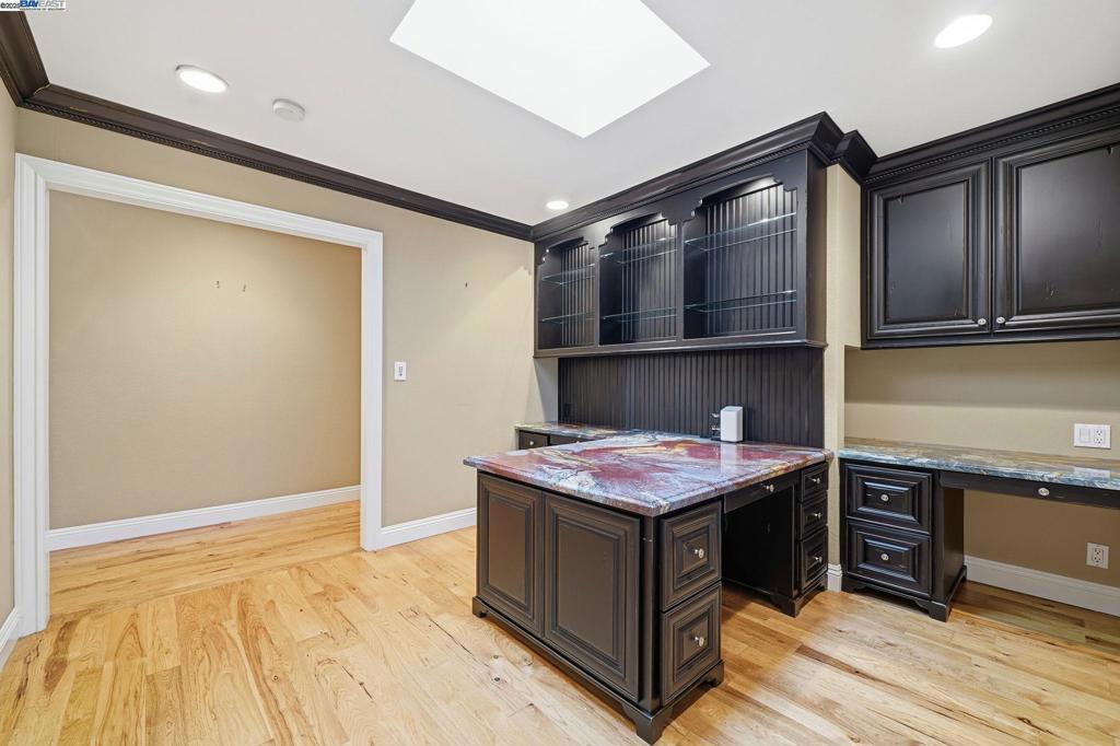 OAKRIDGE - Residential