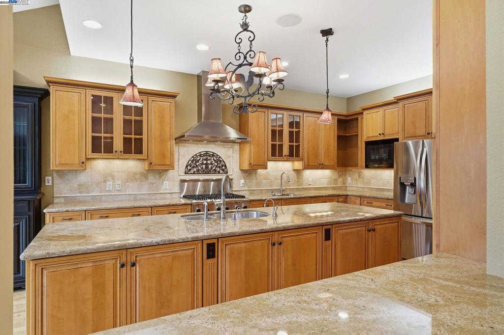 OAKRIDGE - Residential