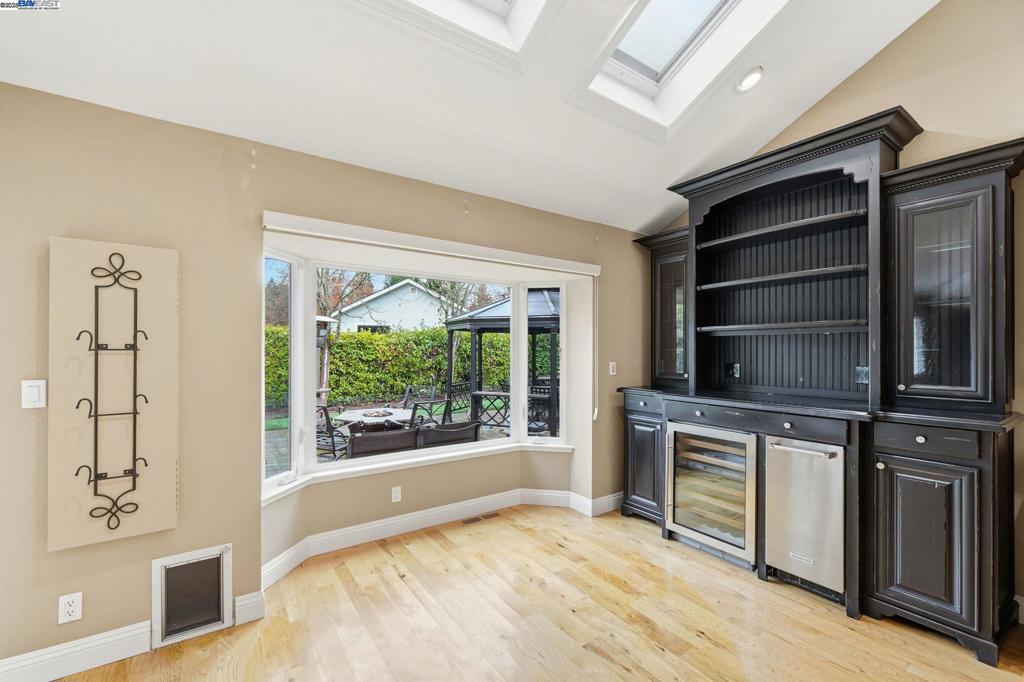 OAKRIDGE - Residential