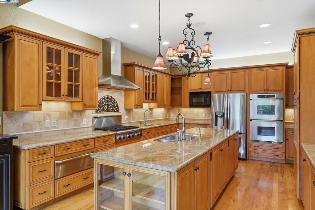 OAKRIDGE - Residential