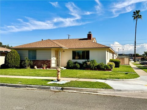Photo of 12702 Woodland Ln, Garden Grove, CA 92840 (MLS # PW26006190)