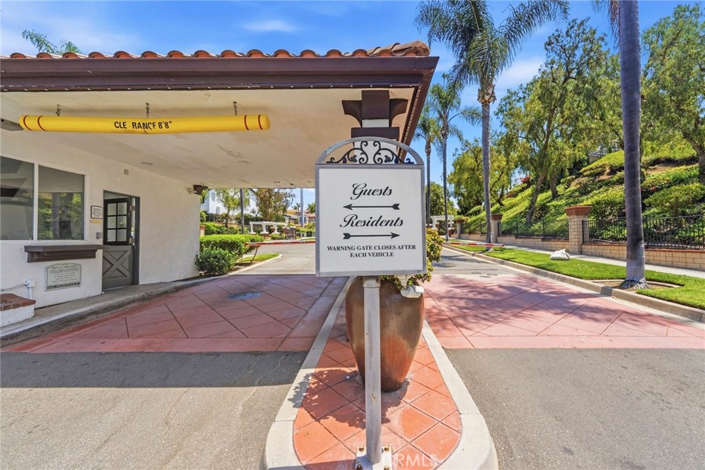 27861 Trellis Way