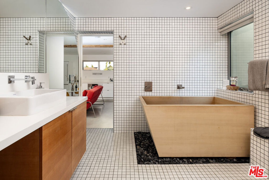 Marine Terrace - Residential