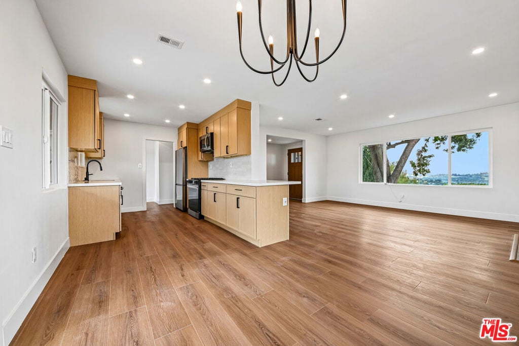 1459 N Avenue 57, Los Angeles CA 90042