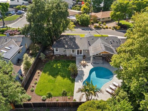 Photo of 230 Valley Dr Dr, Pleasant Hill, CA 94523 (MLS # 41132859)