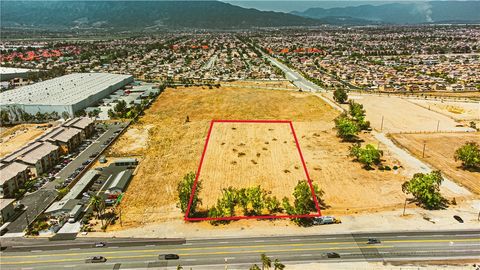 15254 Foothill Fontana CA 92335