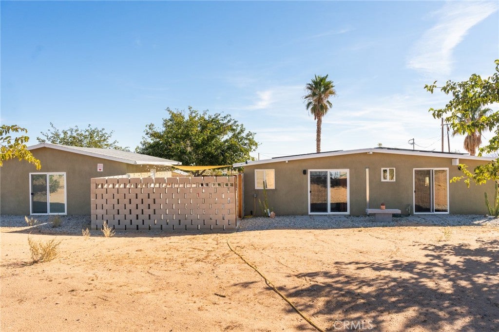 828 Cherokee Trail