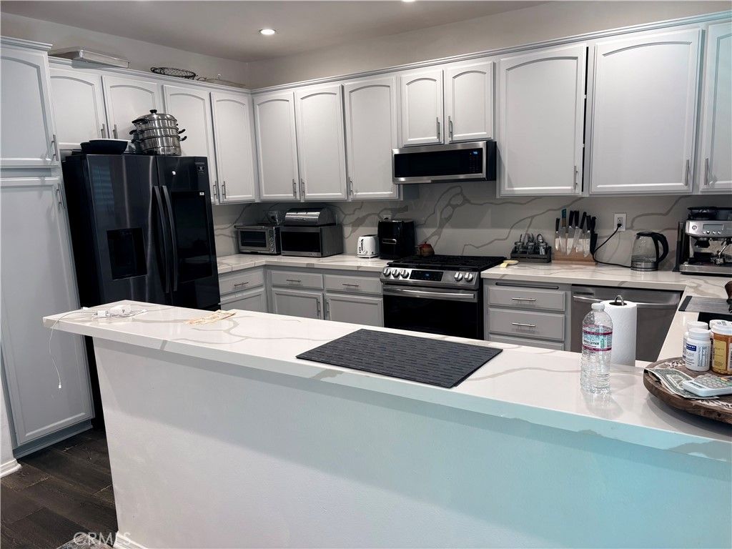 Photo of 10025 Topanga Canyon Blvd #109, Chatsworth, CA 91311 (MLS # SR25233525)
