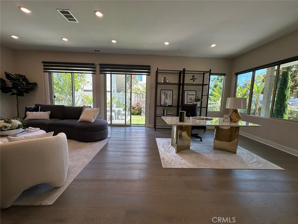 Parasol Park - Residential