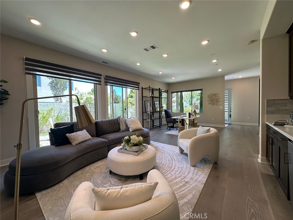 Parasol Park - Residential