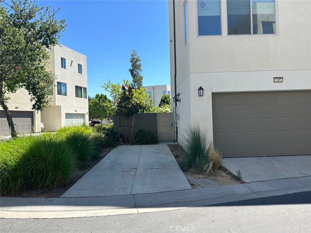 Parasol Park - Residential