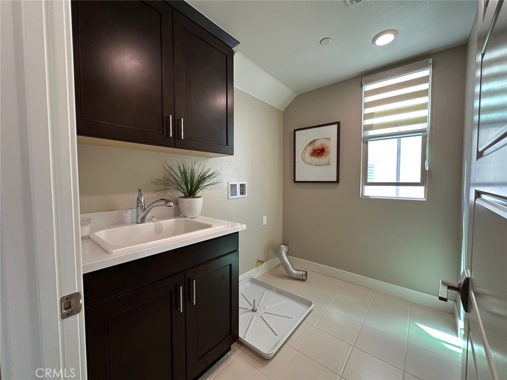 Parasol Park - Residential