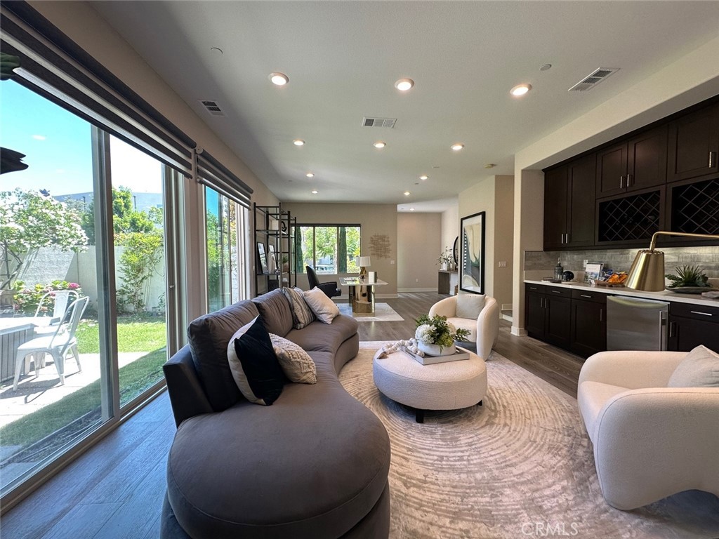 Parasol Park - Residential