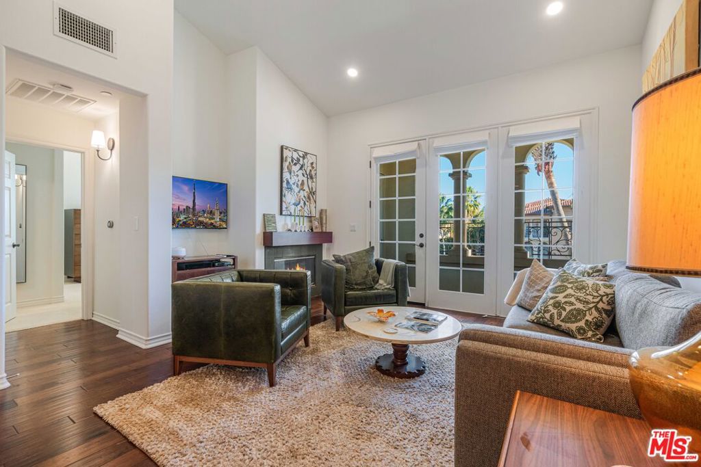 5935 Playa Vista Drive 407