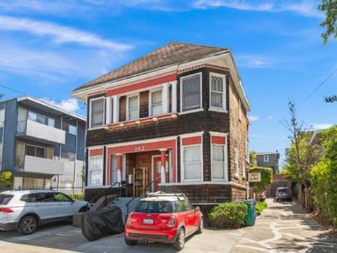 Photo of 348352 Jayne, Oakland, CA 94610 (MLS # ML82041567)