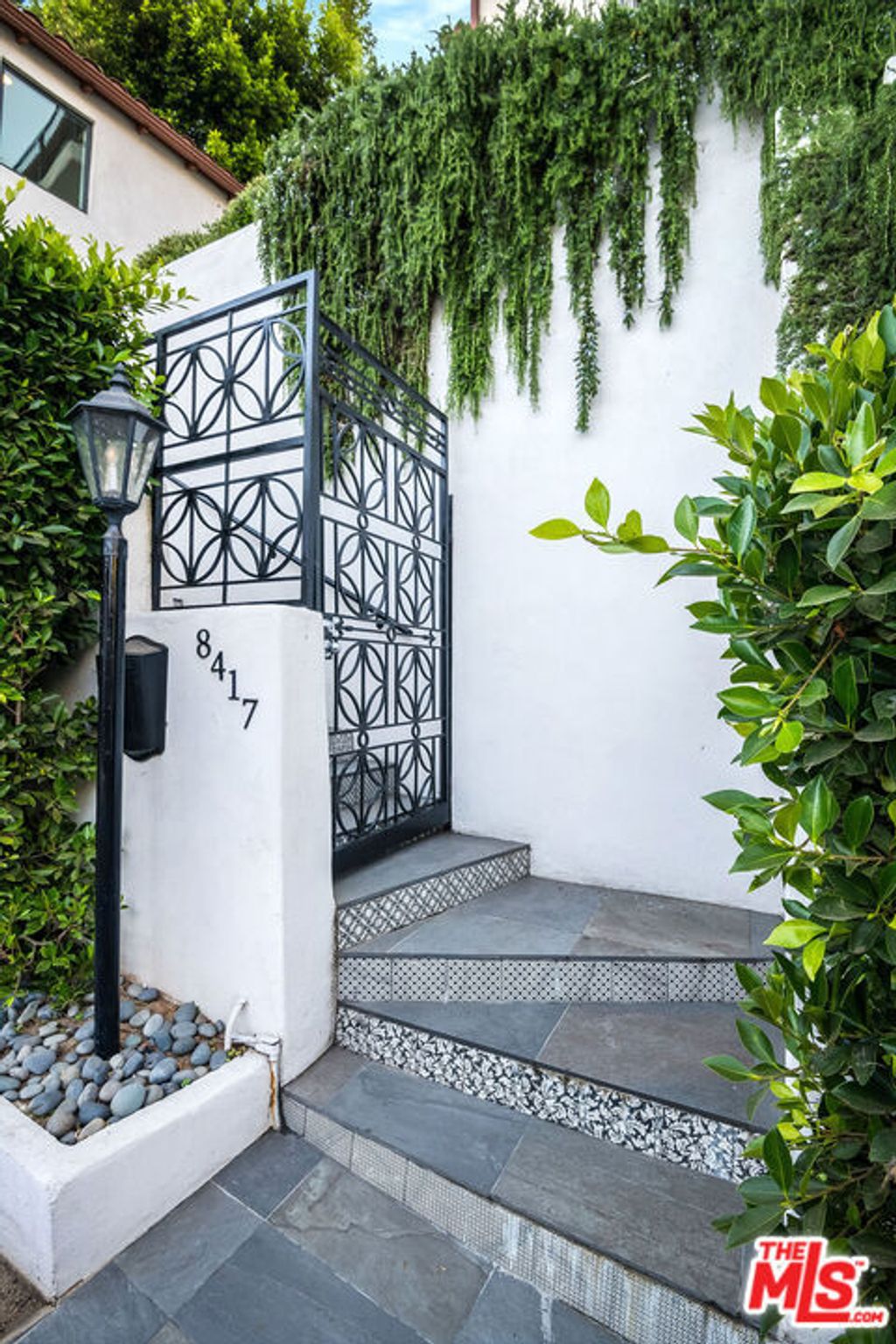 Photo of 8417 Harold Way, Los Angeles, CA 90069 (MLS # 25590523)