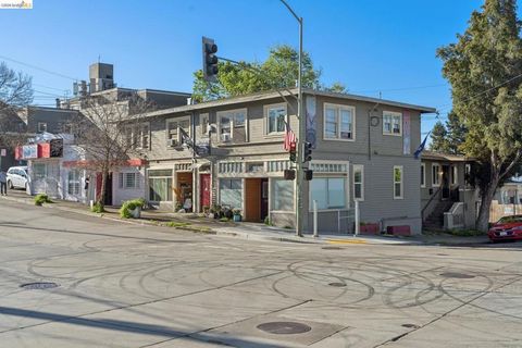 Photo of 3558 Maple Ave Ave, Oakland, CA 94602 (MLS # 41128305)
