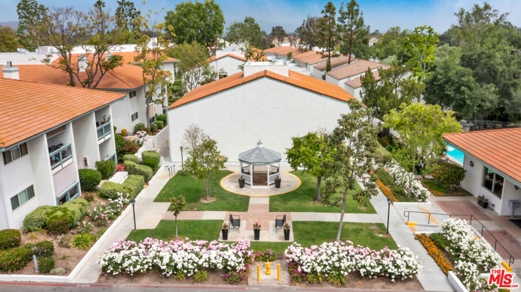 4720 Park Granada 209