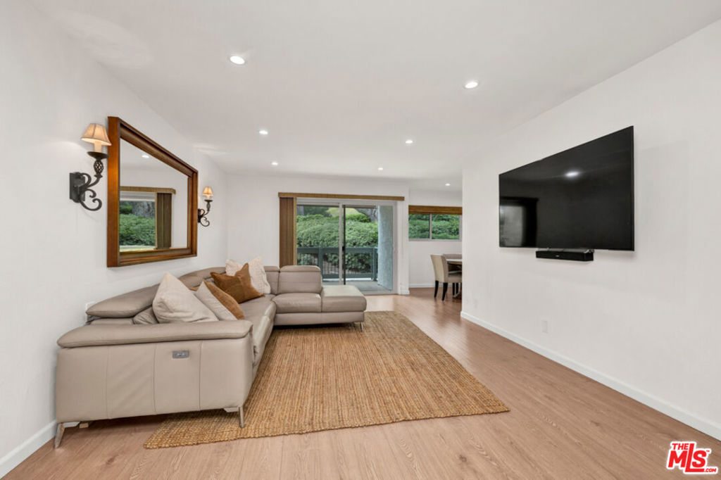 4720 Park Granada 209