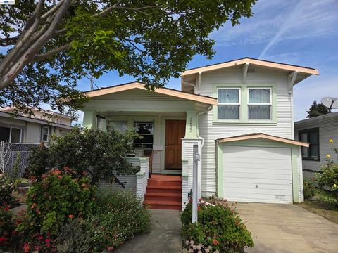 Photo of 2457 61St Ave Ave, Oakland, CA 94605 (MLS # 41131358)