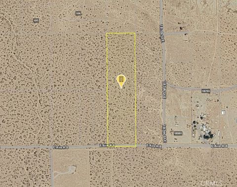 Photo of 0 Avenue R, Palmdale, CA 93591 (MLS # NP26055896)