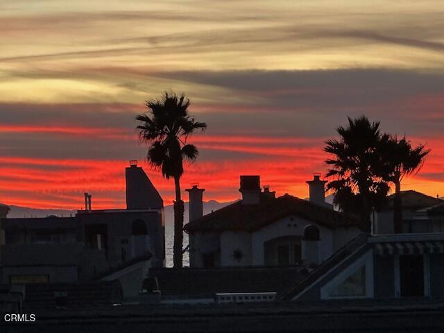 Oxnard, California, 93035, United States, 5 Bedrooms Bedrooms, ,4 BathroomsBathrooms,Residential,Active,2033346