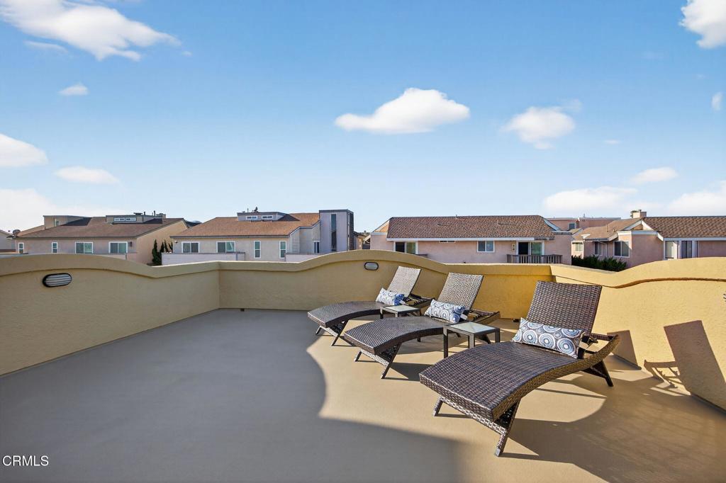 Oxnard, California, 93035, United States, 5 Bedrooms Bedrooms, ,4 BathroomsBathrooms,Residential,Active,2033346