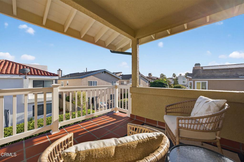 Oxnard, California, 93035, United States, 5 Bedrooms Bedrooms, ,4 BathroomsBathrooms,Residential,Active,2033346