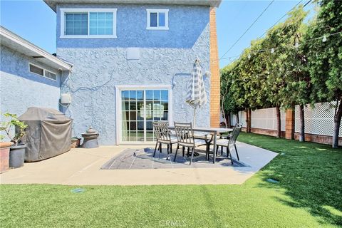 Tiny photo for 2902 Spreckels Court, Redondo Beach, CA 90278 (MLS # SB25234100)