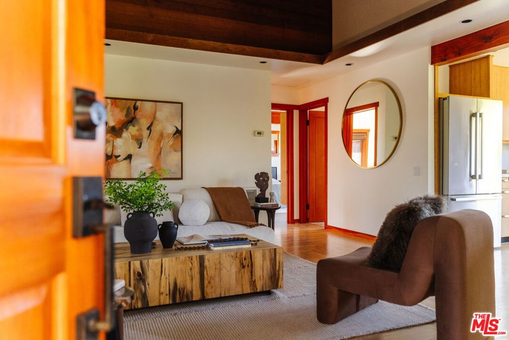 21071 Waveview Drive