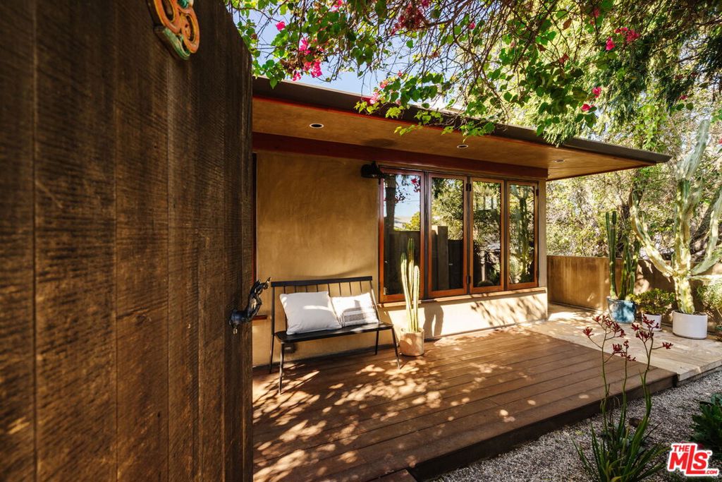 21071 Waveview Drive