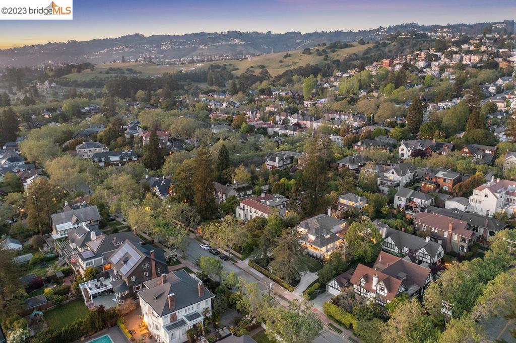 CENTRAL PIEDMONT - Residential