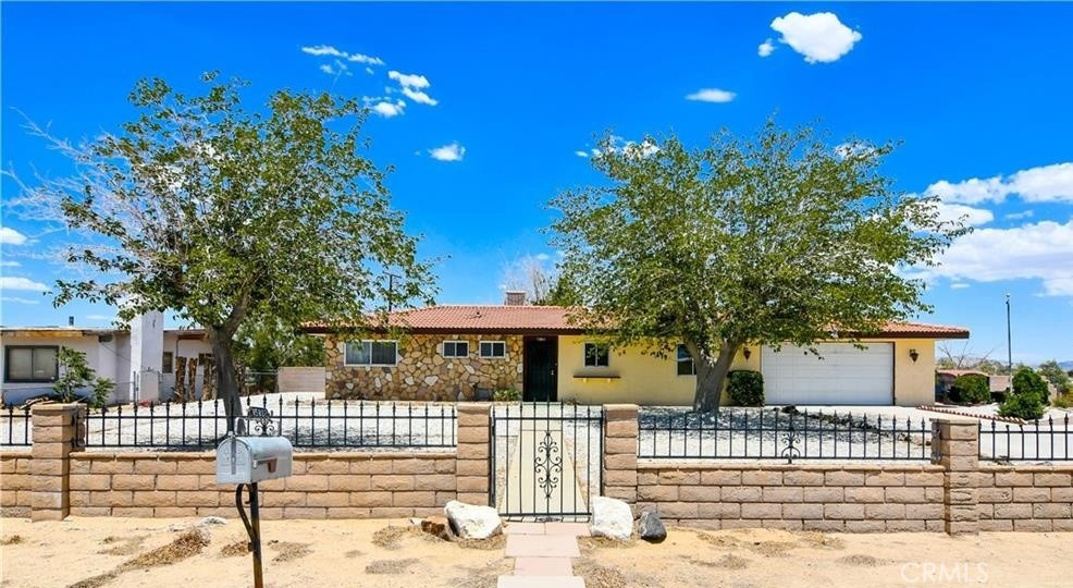 FHA Approved! Beautifully Renovated Single-Story in Victorville
Welcome home! This charming one-story has been fully updated inside and out. Step into a spacious interior featuring wood laminate flooring, fresh paint, and a remodeled kitchen with a cozy dining area.
The inviting living room offers plush carpet, large windows with backyard views, and easy access to the outdoors.
Down the hall, you’ll find four generously sized bedrooms and two updated bathrooms. The master suite includes a private bath with a walk-in shower.
Outside, enjoy a huge backyard with a covered patio, an additional entertainment area, and plenty of space to create your own retreat. Additional highlights include a storage shed, a large gated driveway with backyard access, and a refreshed exterior with new stucco and paint for excellent curb appeal.
Don’t miss this move-in ready Victorville home on a large lot with FHA approval—schedule your showing today!